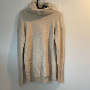 Gap turtle neck sweater